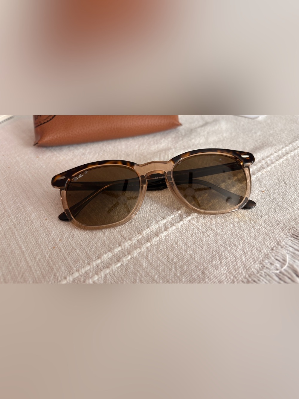 Ray-Ban Hawkeye Polarized Sunglasses - brown lenses! LIKE NEW